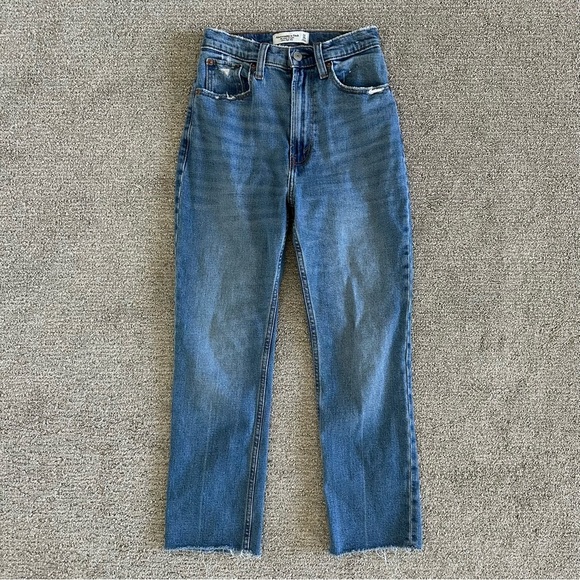 Abercrombie & Fitch | The Ankle Straight Ultra High Rise | Size: 24/00S - Picture 1 of 7